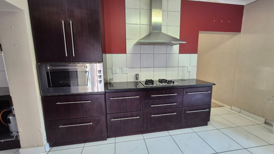 4 Bedroom Property for Sale in Bergsig Eastern Cape
